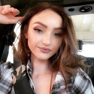 Meet your Posher, Emilie-elizabeth